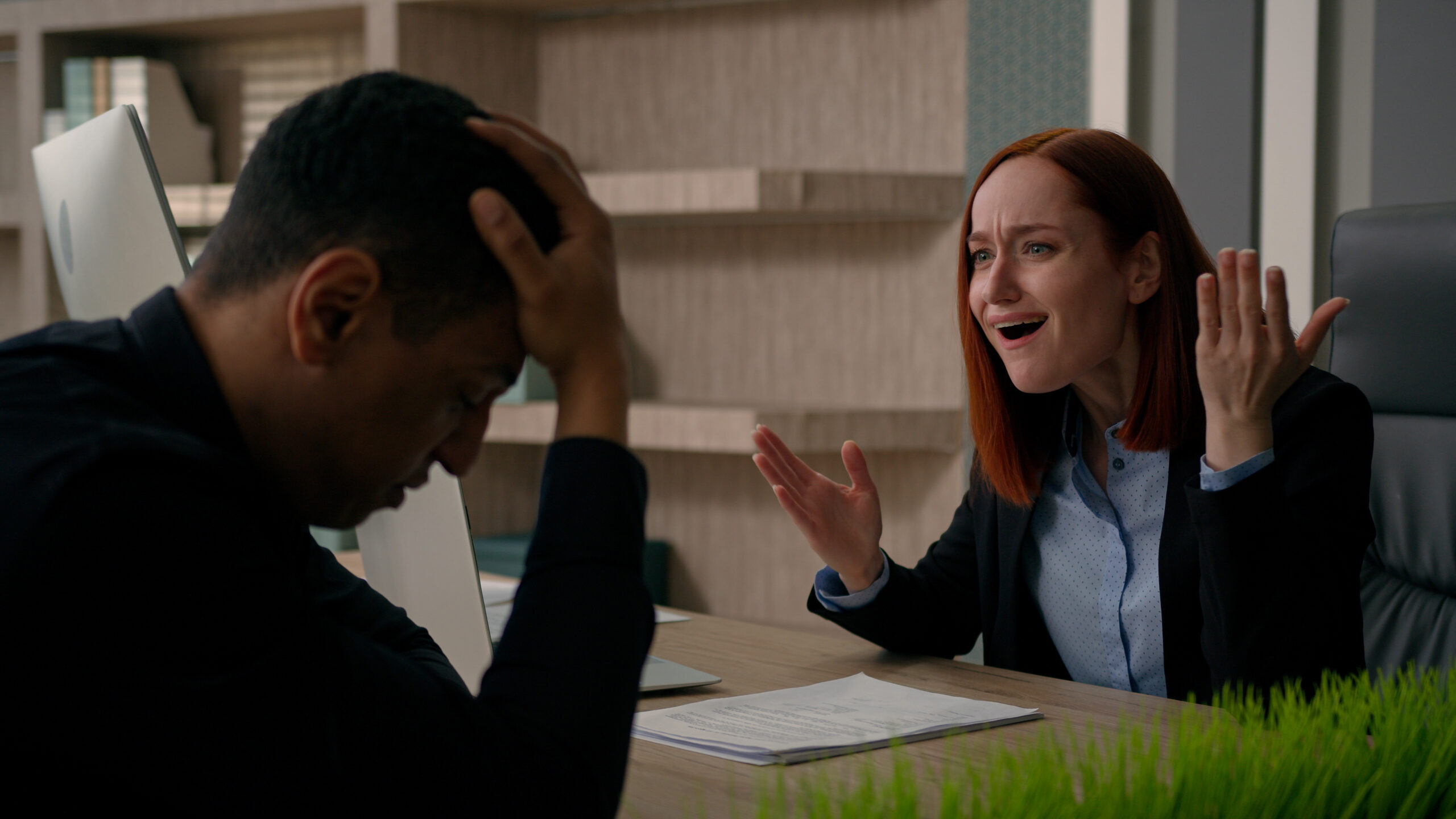 Anger Coaching vs. Therapy: What’s Right for You?